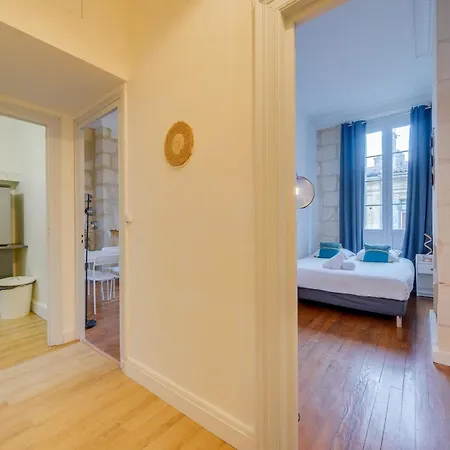 Le Bon Pasteur - Joli T2 Place De La Victoire 보르도